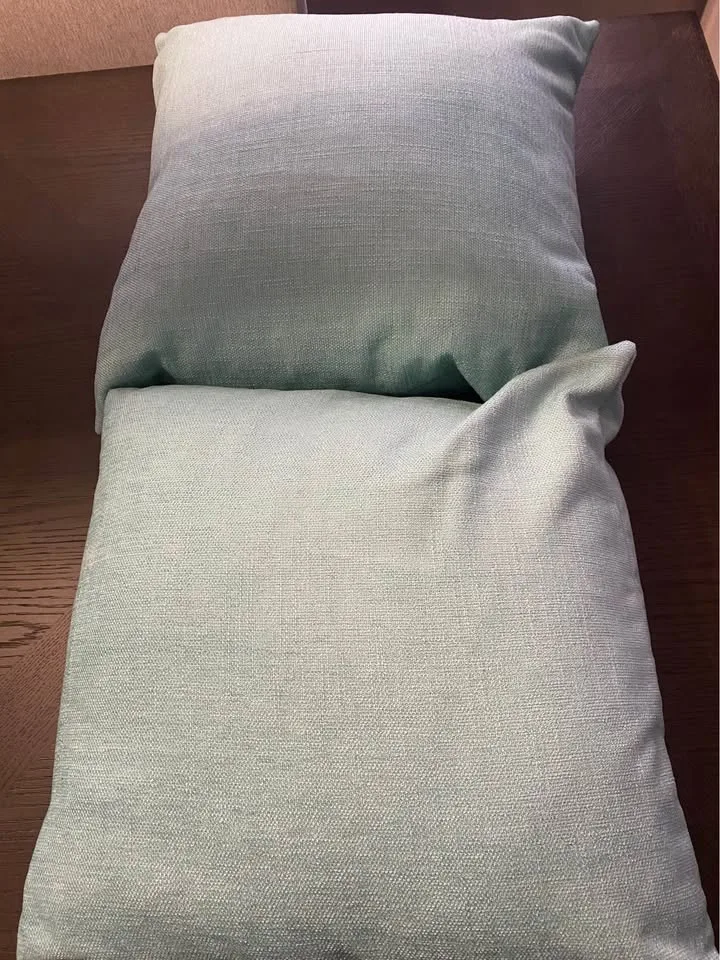 Decorative pillows with removable cover image indicator(3)