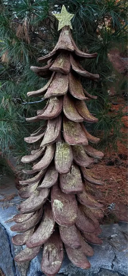 Whimsical Christmas Tree - Wood Bark Golden Glitter Star image indicator(3)