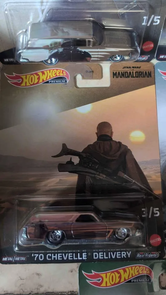 Hot Wheels '23: Premium Star Wars Mandalorian Pop Culture set image indicator(3)