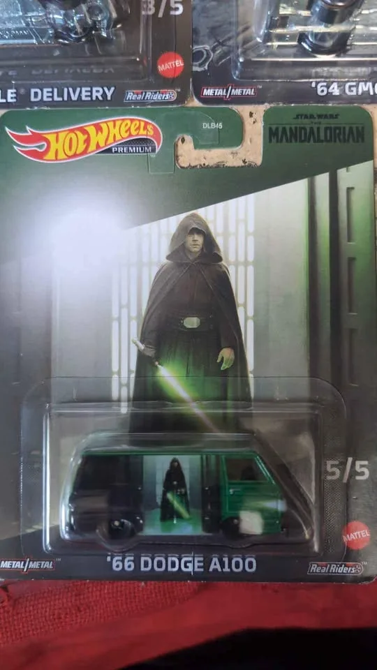 Hot Wheels '23: Premium Star Wars Mandalorian Pop Culture set image indicator(5)