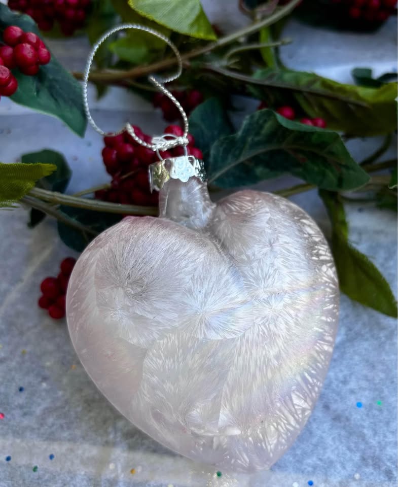 Vintage Heart Ornament Iridescent Pink Feathered New - photo 3