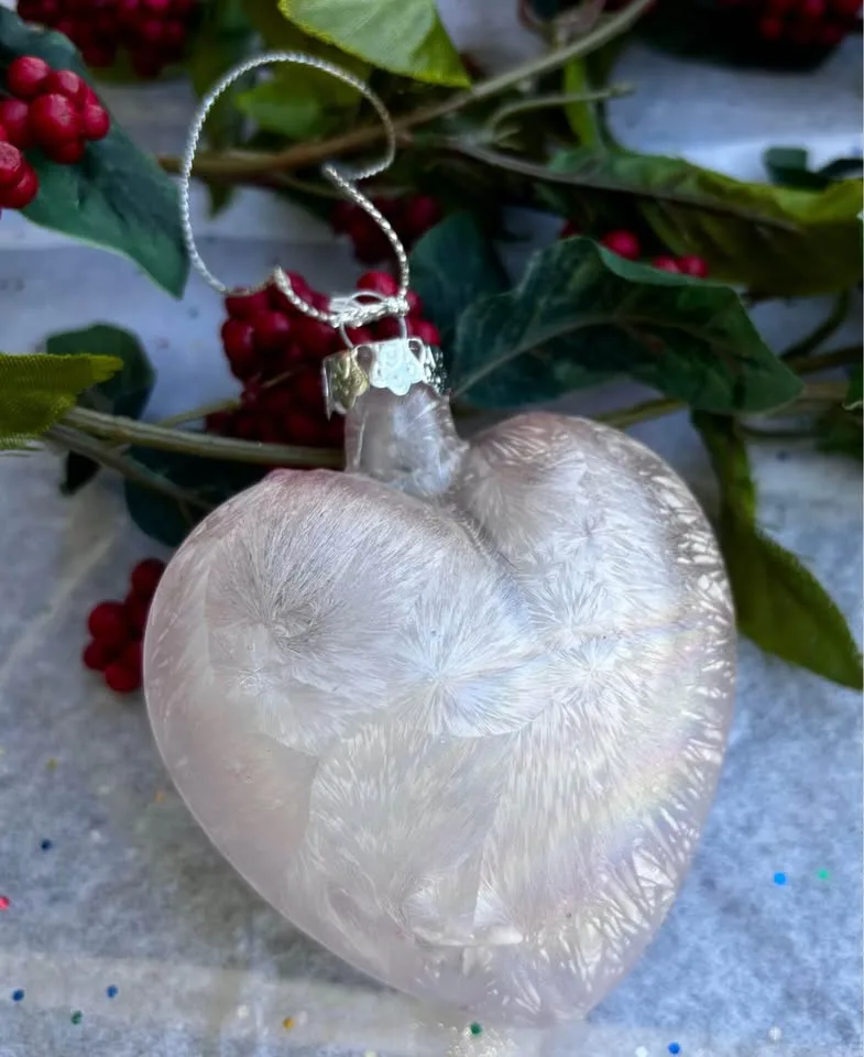 Vintage Heart Ornament Iridescent Pink Feathered New image indicator(3)
