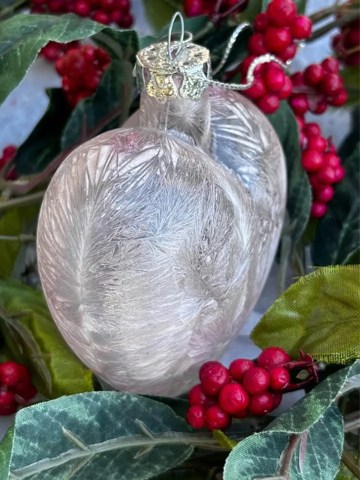 Vintage Heart Ornament Iridescent Pink Feathered New image indicator(5)