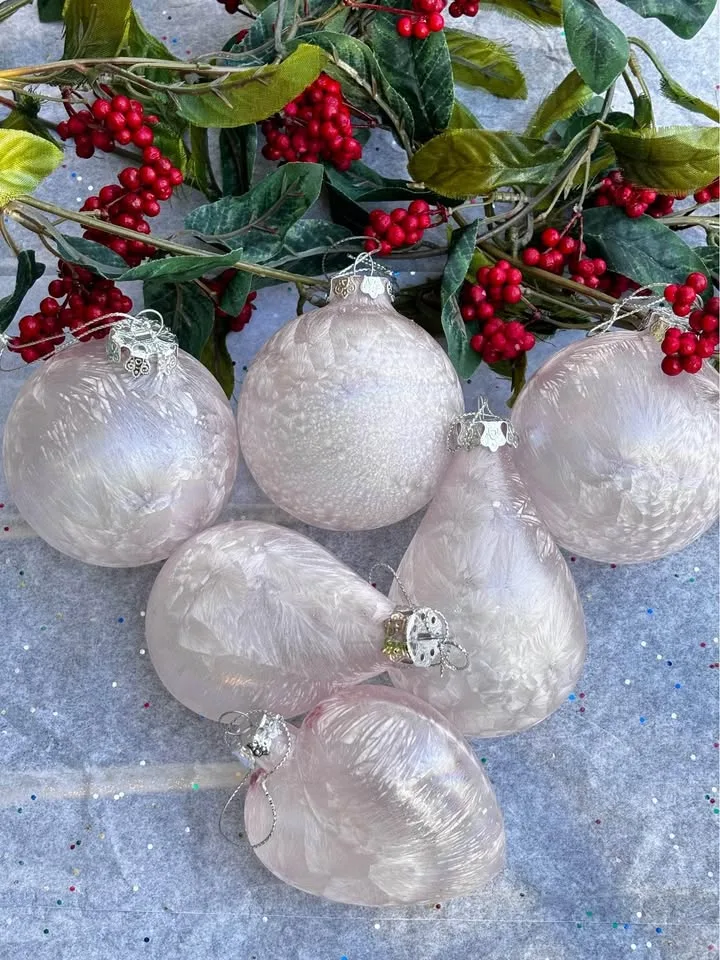 Vintage Heart Ornament Iridescent Pink Feathered New image indicator(9)