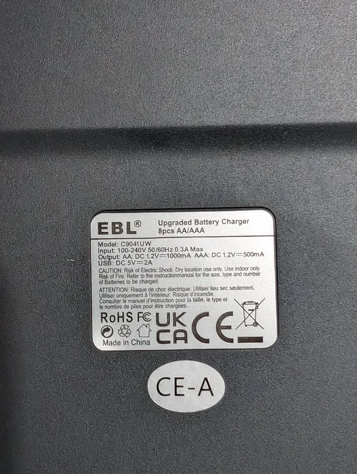 EBL 8 Slot Battery Charger image indicator(3)