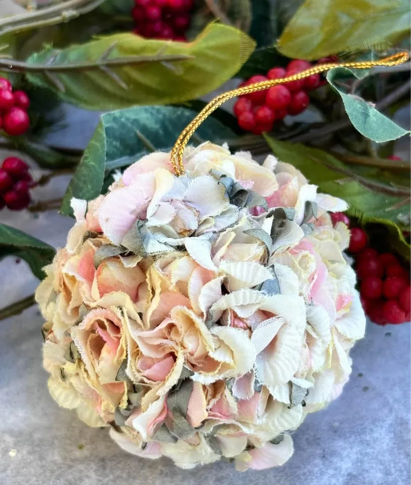 Vintage Ornament - Pink & White Floral Petal Fabric image indicator(7)