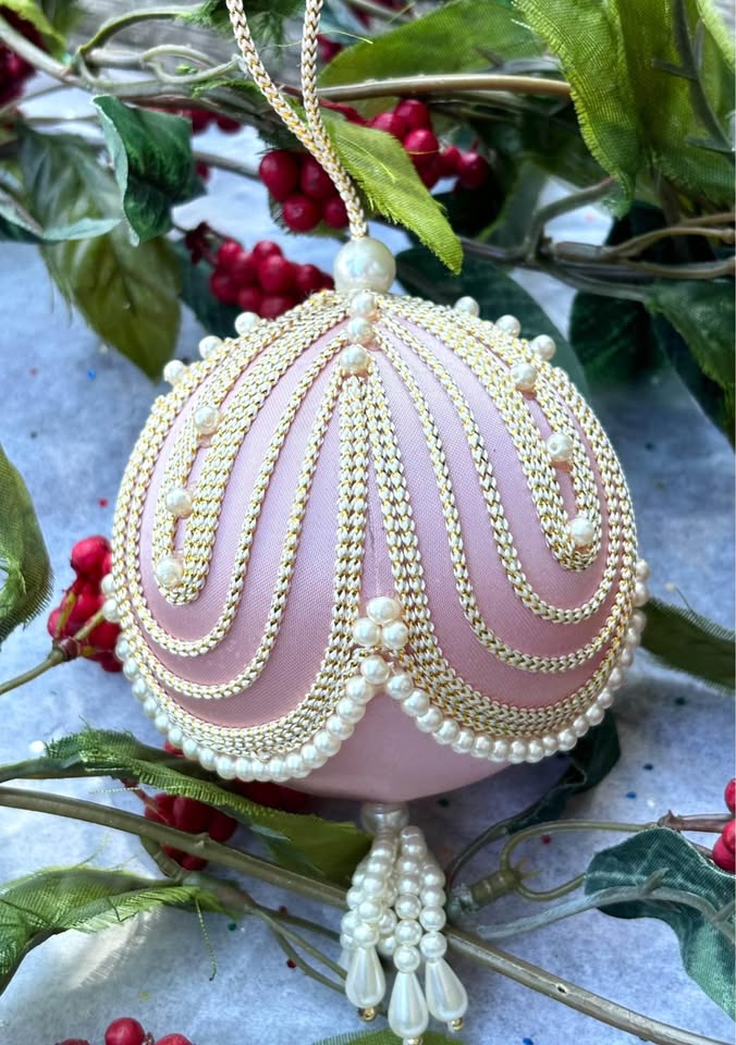 Vintage Ornament - Pink Satin, Pearls, Like New - photo 2