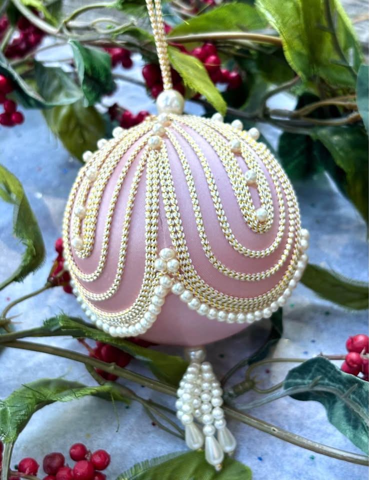 Vintage Ornament - Pink Satin, Pearls, Like New - photo 4
