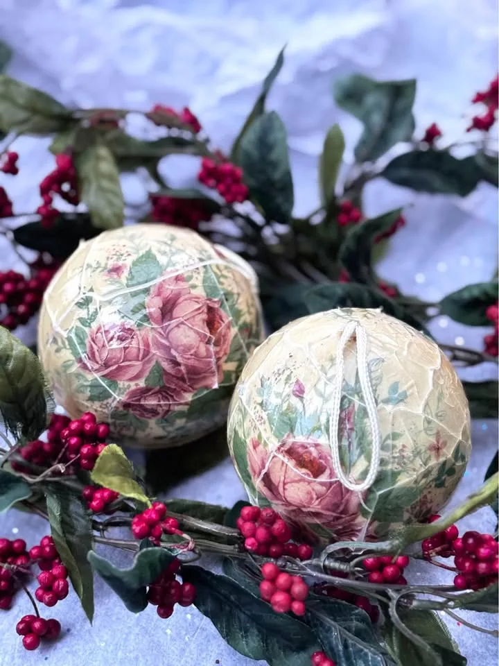 Vintage Ornaments Extra Large $8 each, 2 avail image indicator(6)