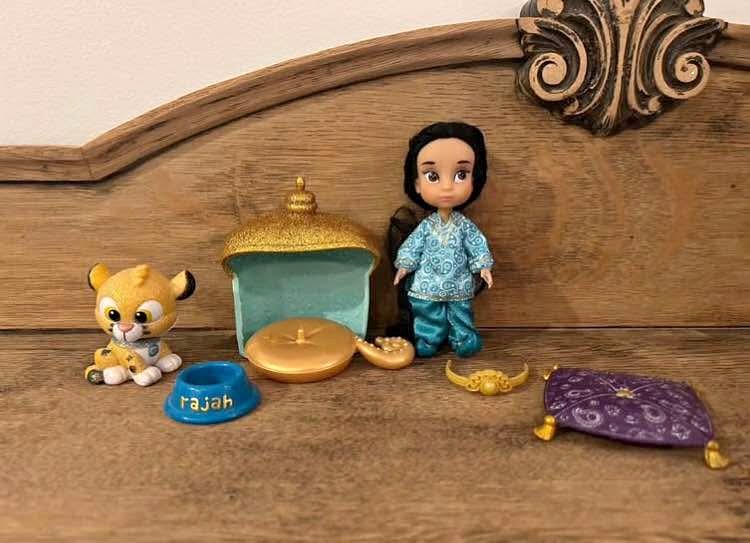 Disney Jasmine Doll 5" Mini Figure Toy