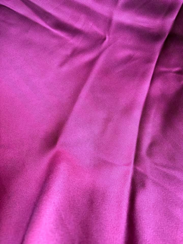 Cranberry Red Tablecloth 70” Round Spill Resistant Fabric - photo 5