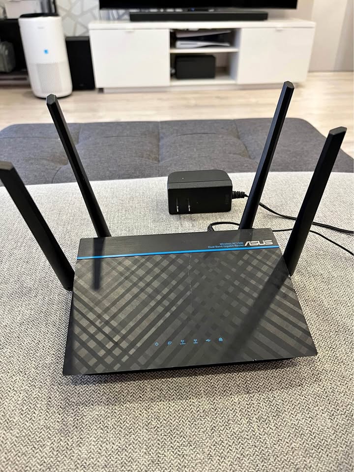 ASUS AC1300 Dual Band Gigabit Wireless Router