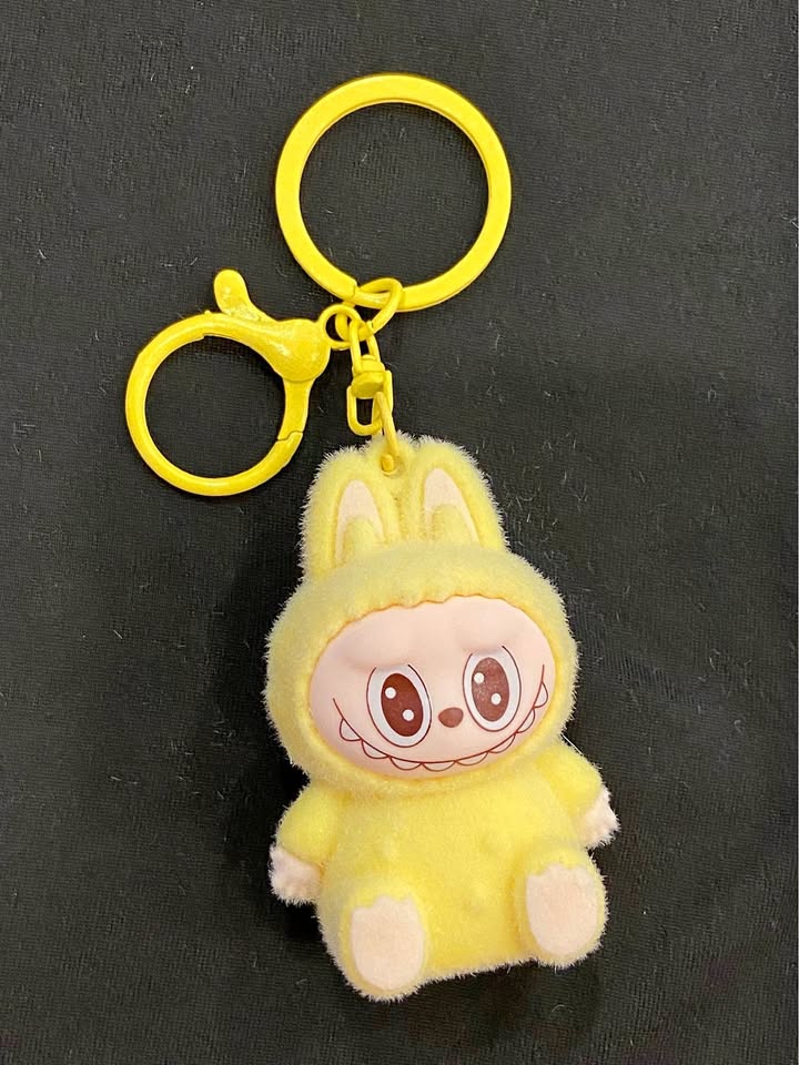 Labubu Keychain (6cm) - yellow