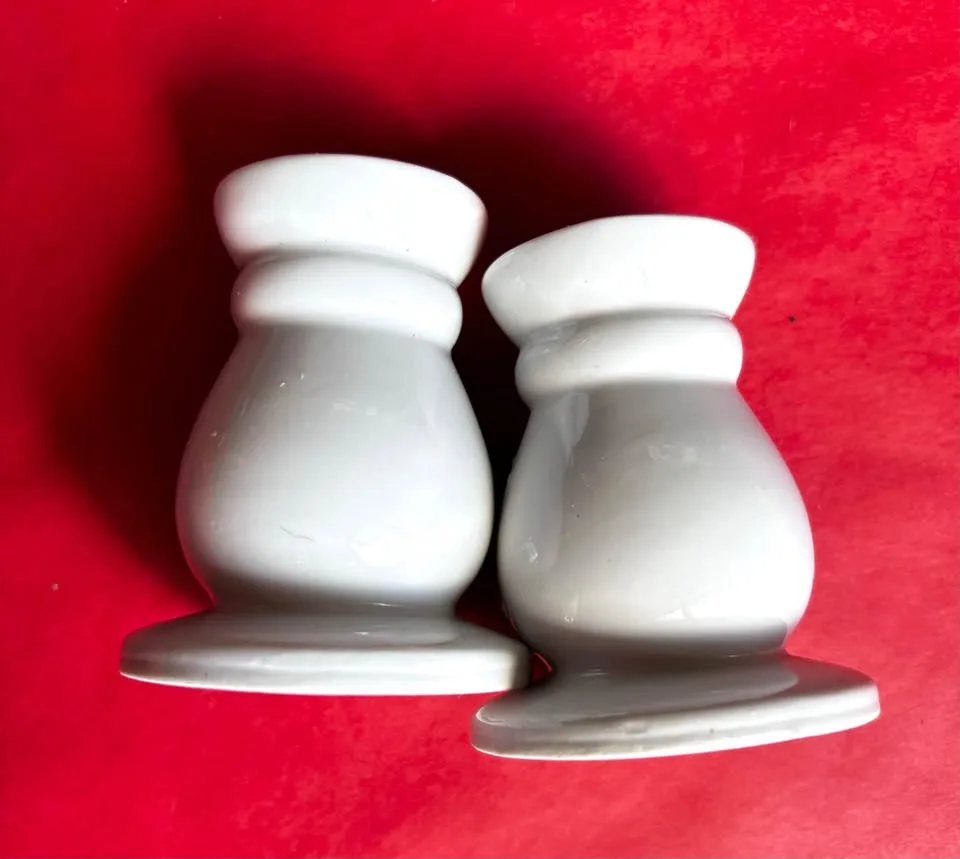 Vintage Holiday Ceramic Candlestick Holders Set of 2 image indicator(5)