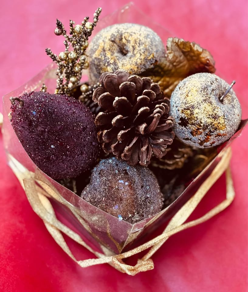 Holiday Faux Fruit, Oak Leaf & Pinecone Potpourri - photo 3