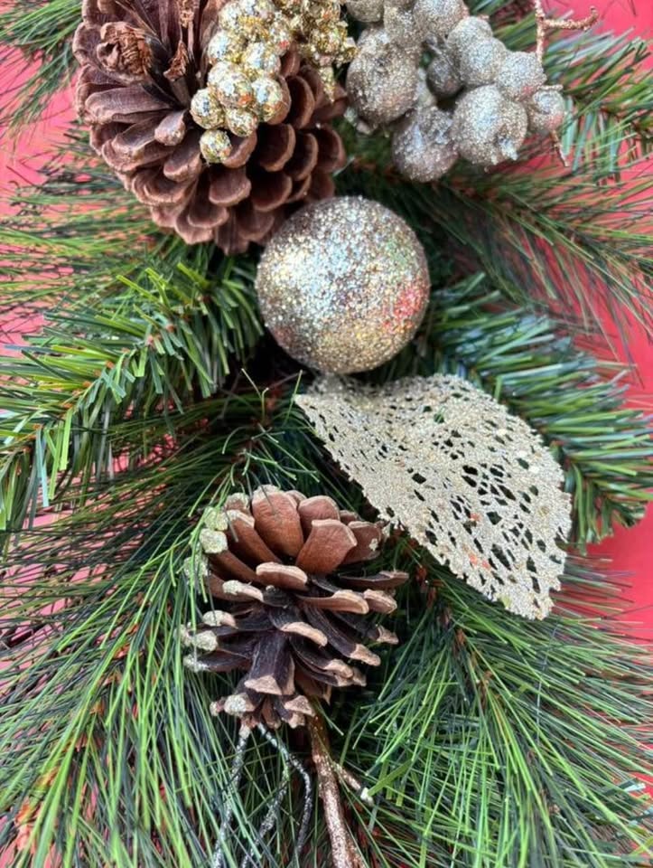 Elegant Holiday Door Swag with Pinecones & Ornaments - photo 2