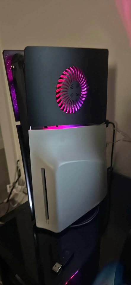 PS5 Slim disk version with 2tb ssd storage