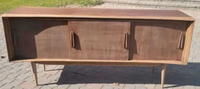 Mid Century Modern TV Stand, Vintage Deilcraft Sideboard - photo 3