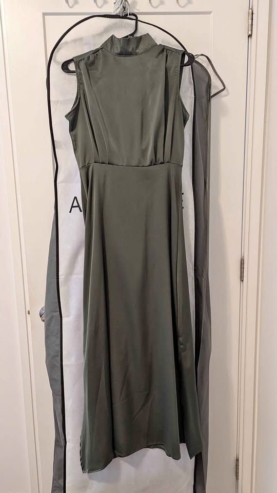 Formal Dress, Olive Green Satin (S/M)