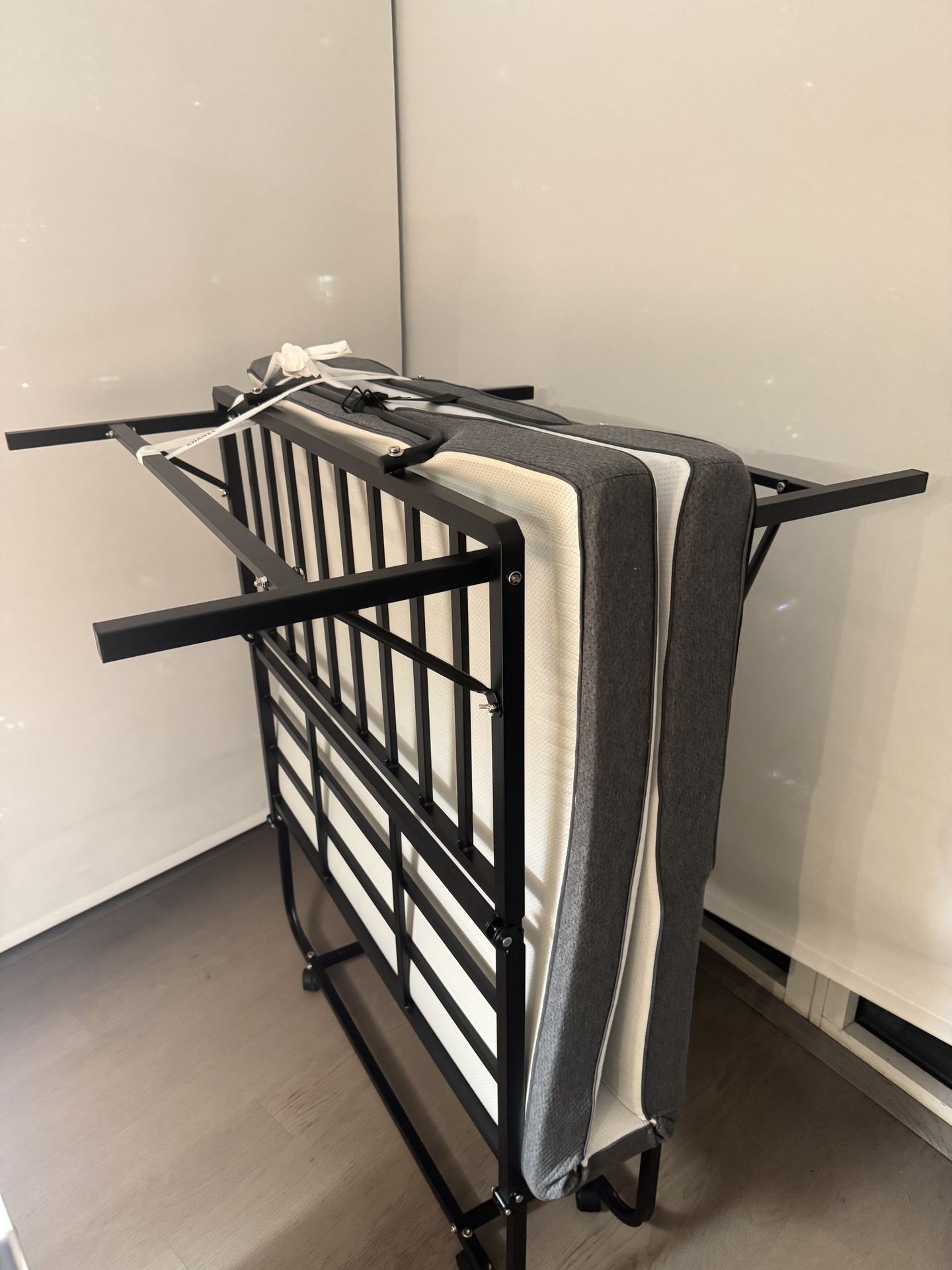 Folding Bed