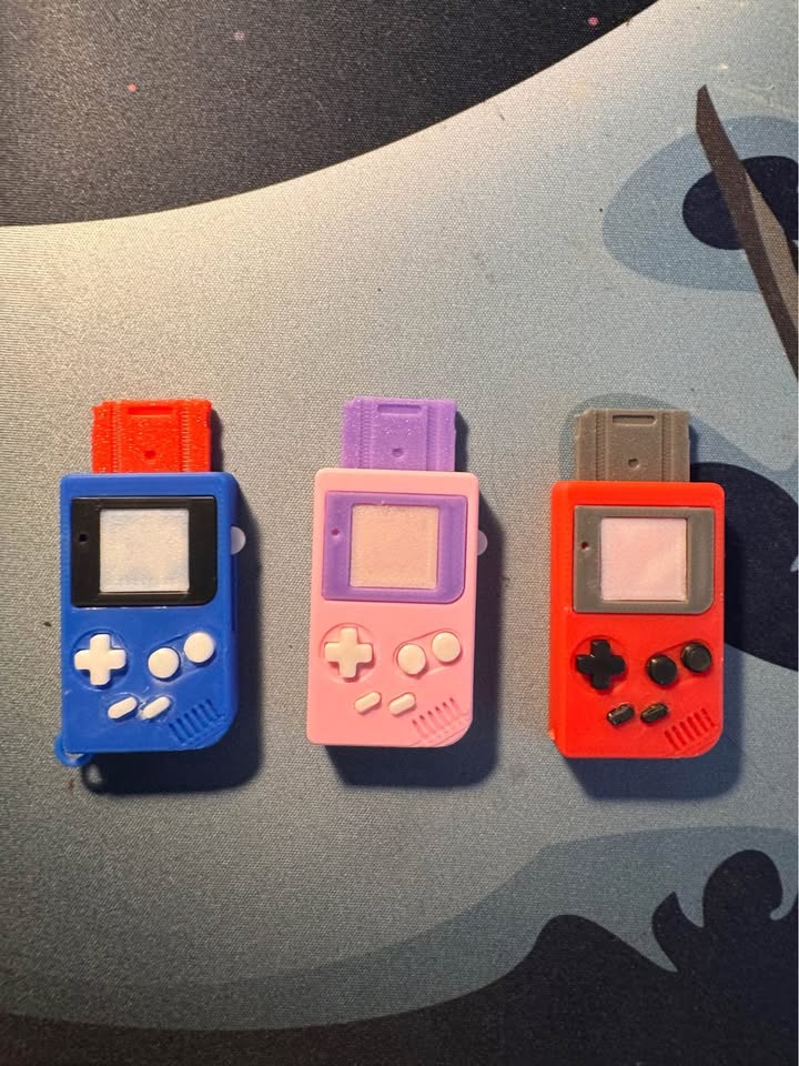 Game boy fidget toy/keychain - photo 2