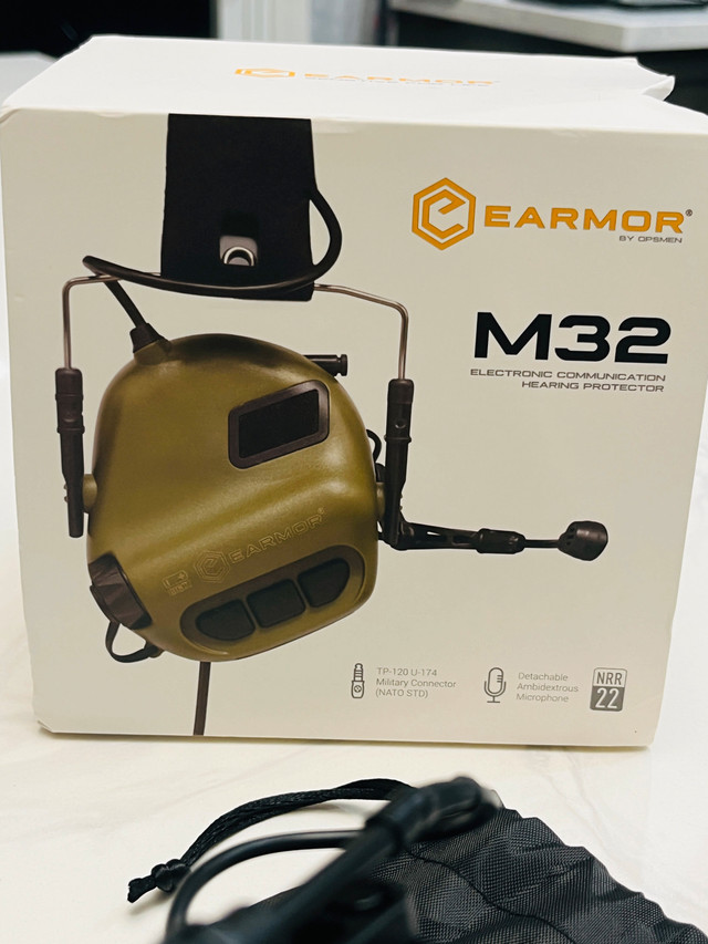 EARMOR M32