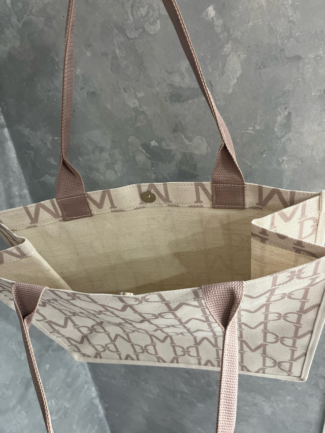 Stylish Tote Bag - photo 2