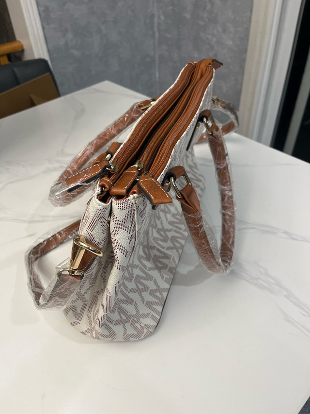 Brand new Stylish purse! - photo 3