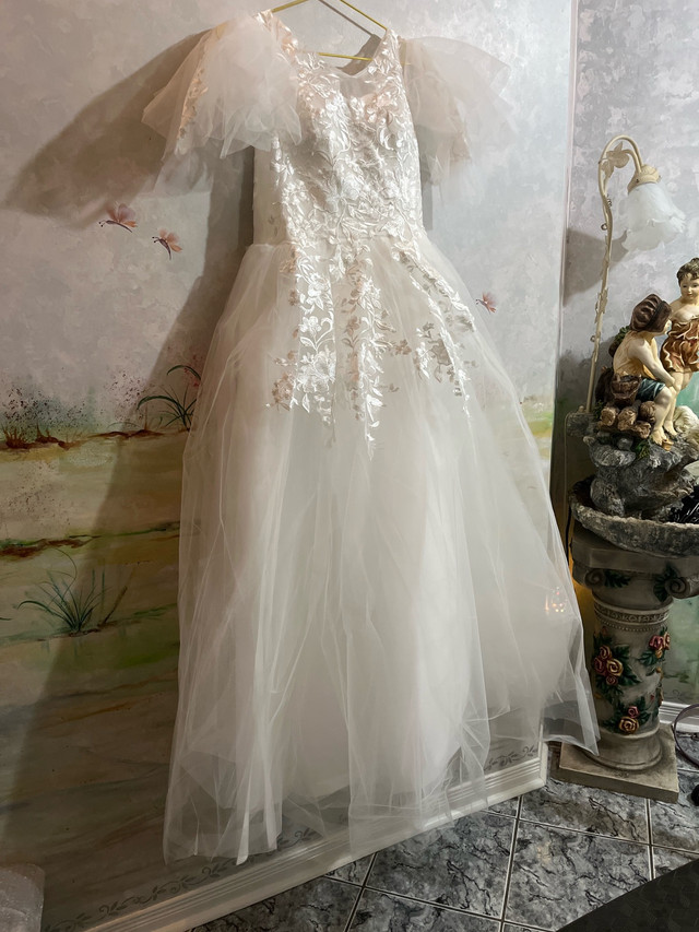 Wedding Dress! Size M