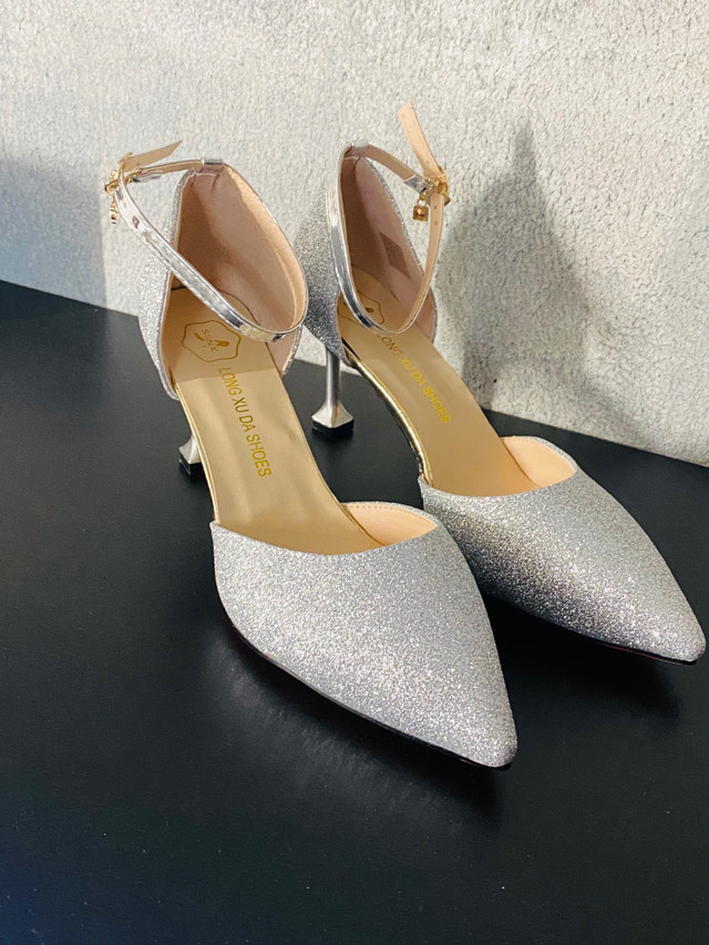 Elegant Party Sandals! Size 8.5 - photo 2
