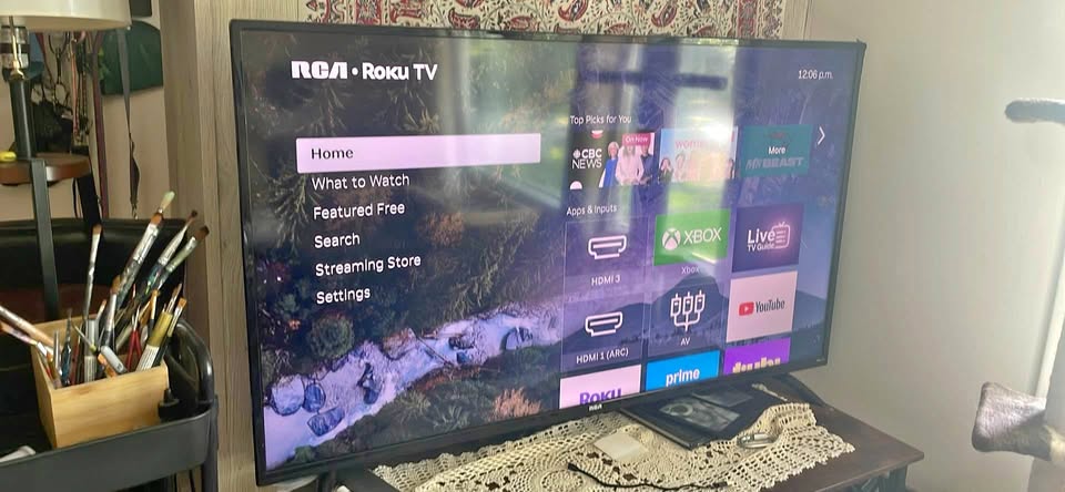 44” ROKU smart TV