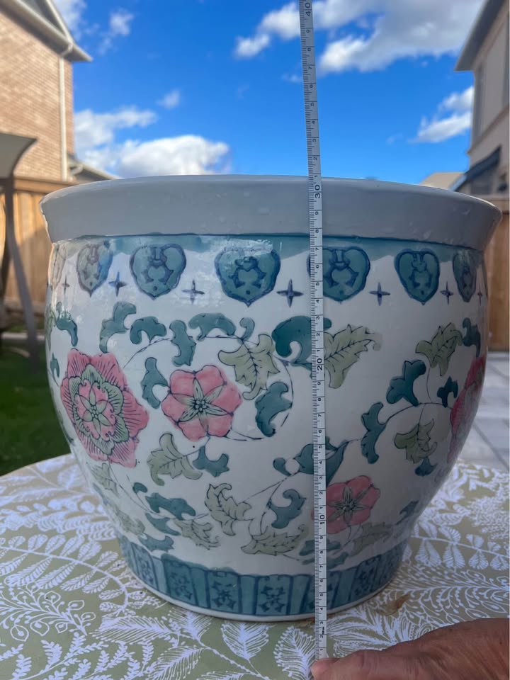 Large Porcelain Planter - photo 3