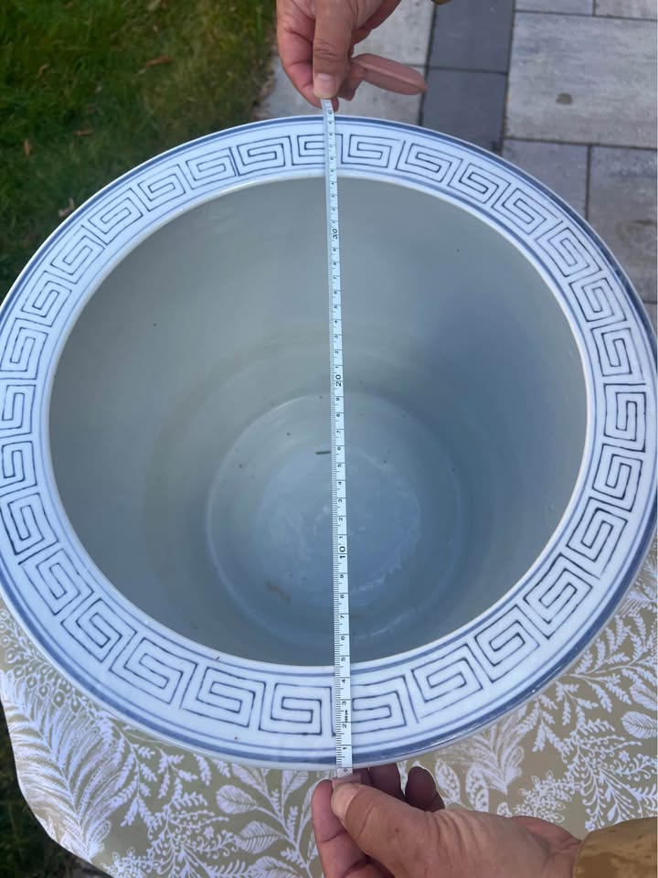 Large Porcelain Planter - photo 4