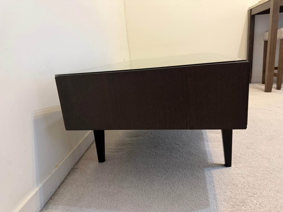 Sturdy Coffee Table w/ Glass Top - photo 4