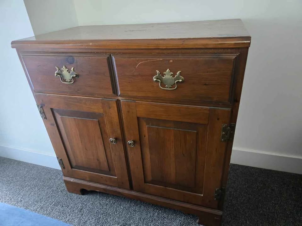 Hardwood Dresser/File Cabinet with drawers and cabinet - photo 4