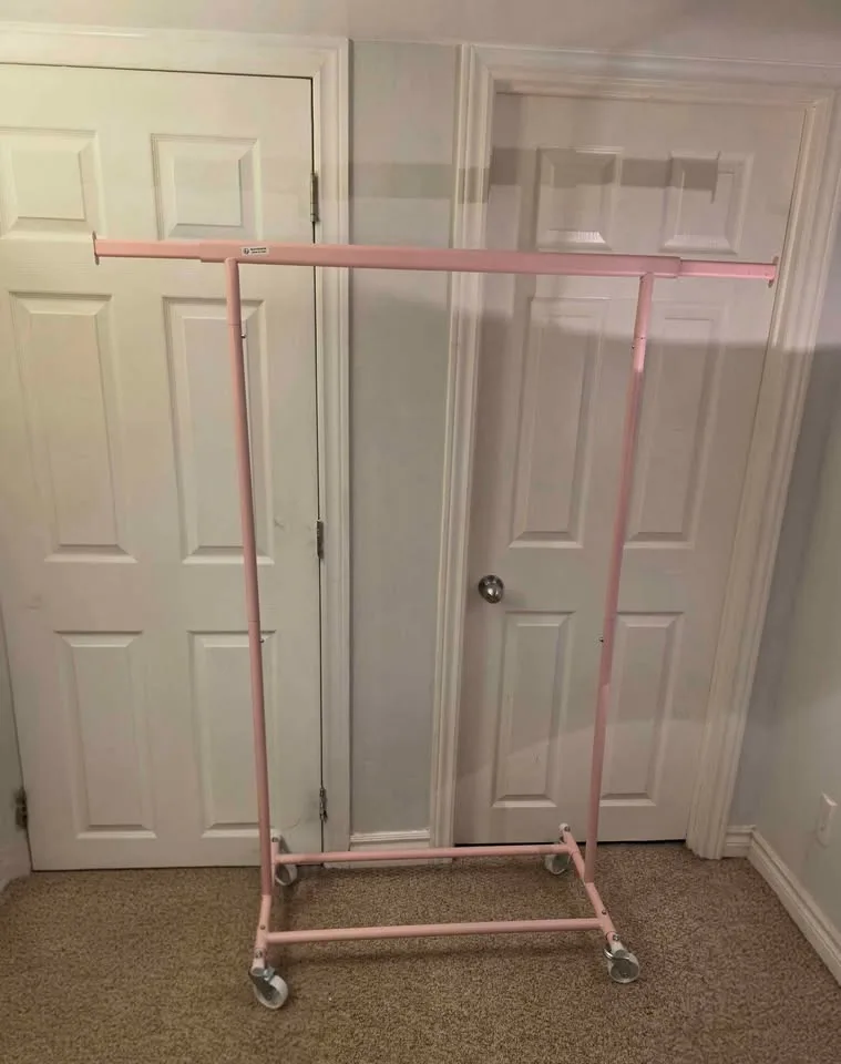 Pink Adjustable Clothes Rack – Brand New image indicator(3)