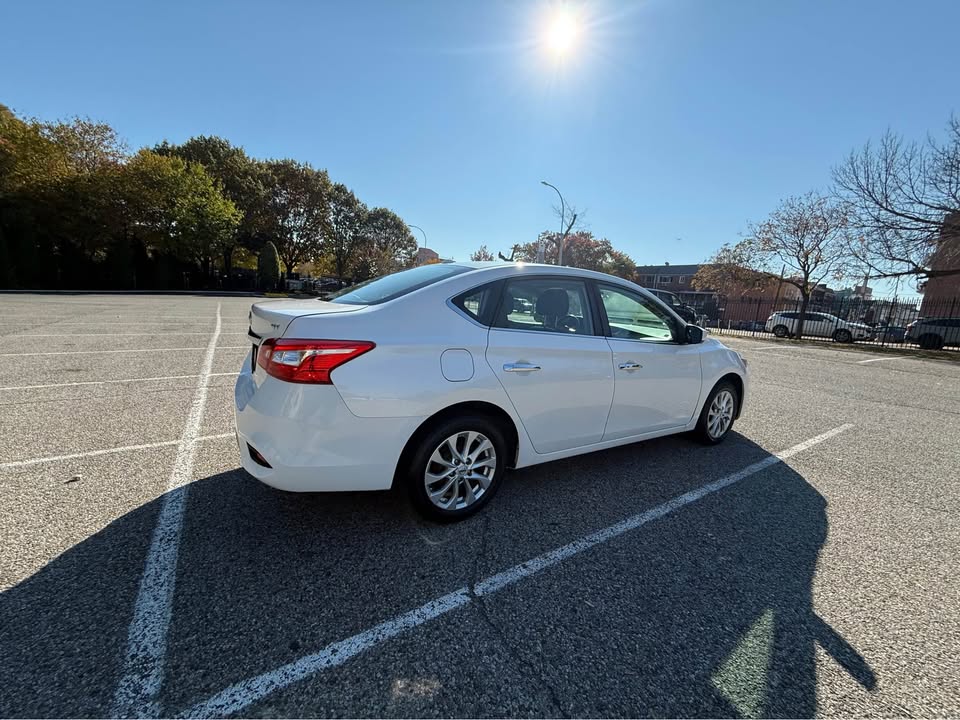 2019 Nissan Sentra - photo 4