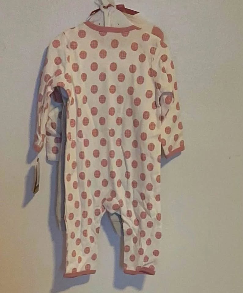 GIRLS 6PC BODYSUIT SET SIZE:3-6 MONTHS PRICE:$35 - photo 2