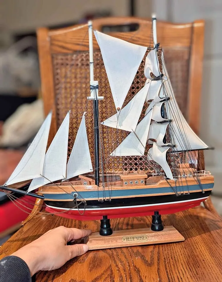 🛥️ Vintage “Blue Nose” Wooden Sailboat Model ⚓ 17”