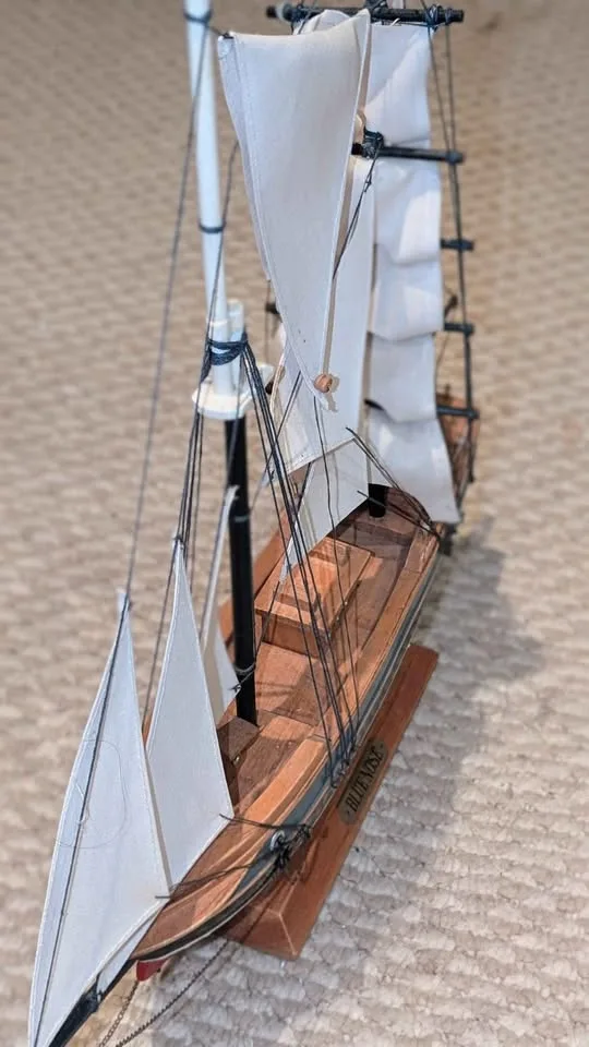 🛥️ Vintage “Blue Nose” Wooden Sailboat Model ⚓ 17” image indicator(5)