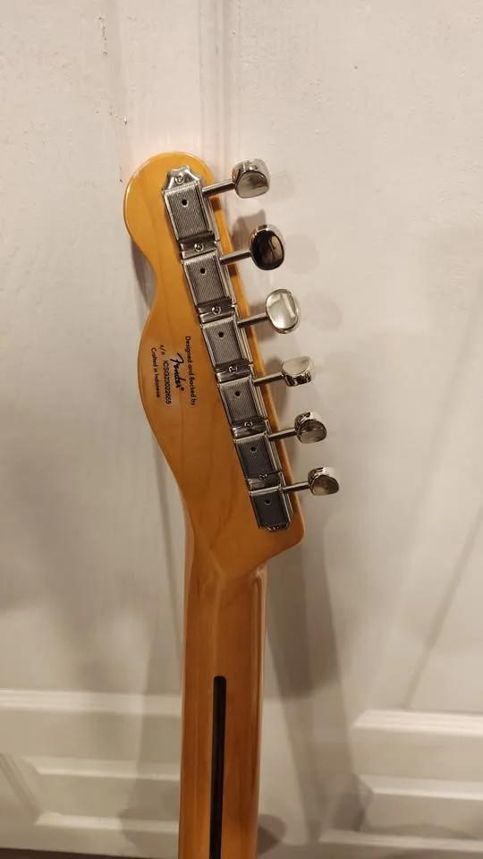 $550 Squier Telecaster Thinline '70s - Natural (2023) image indicator(7)