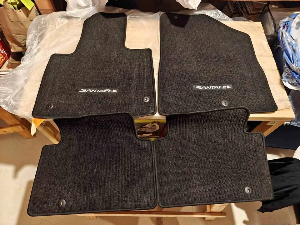 Hyundai Santa Fe Floor Mats