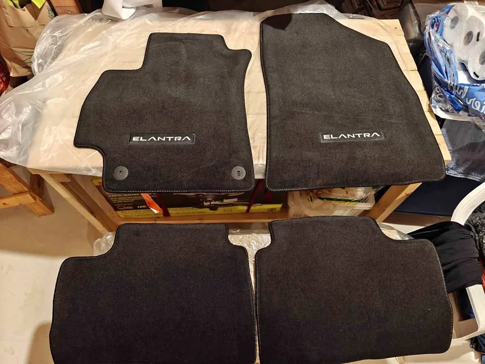 Hyundai Elantra Floor Mats
