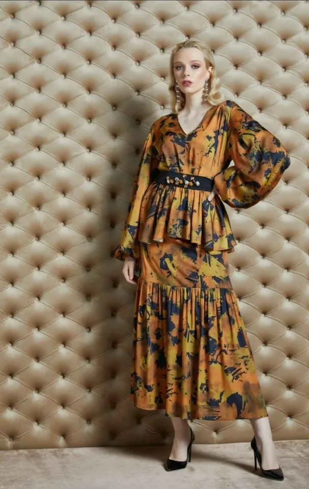 Formal and casual dresses image indicator(4)