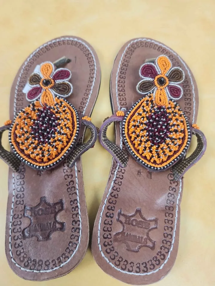 African sandals image indicator(8)