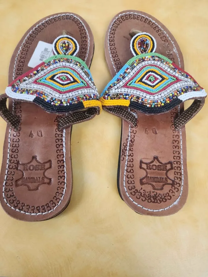 African sandals image indicator(9)