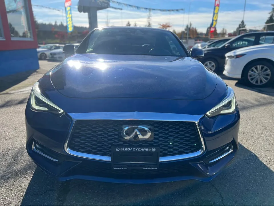 2017 Infiniti Q60 Red Sport 400 image indicator(2)