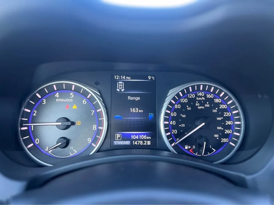 2017 Infiniti Q60 Red Sport 400 image indicator(10)