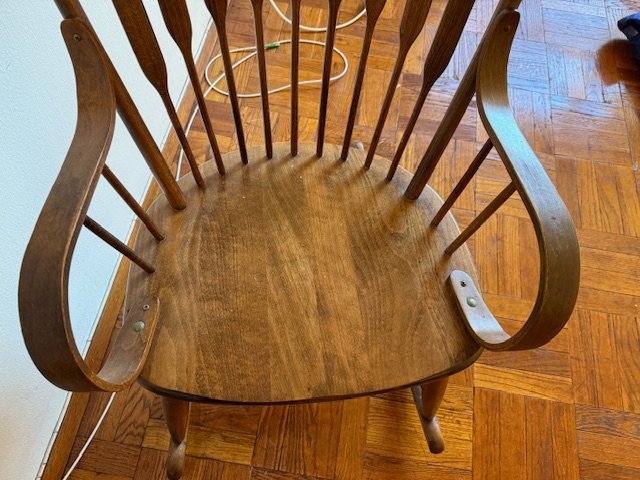 WOODEN ROCKING CHAIR -- all reasonable offers considered - photo 3