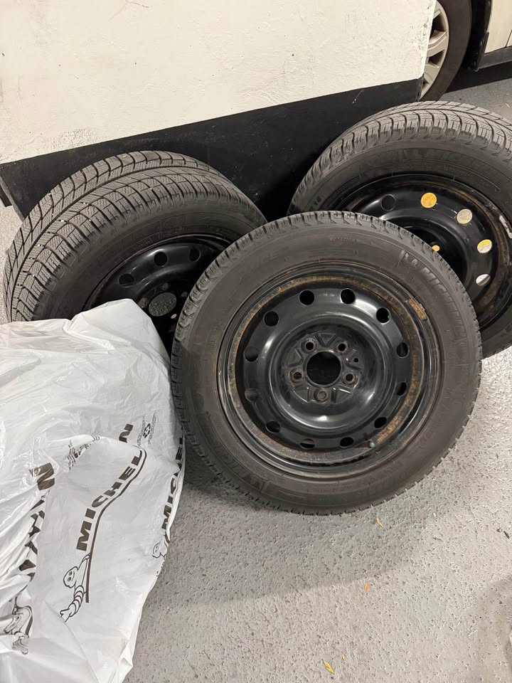 Michelin X-Ice Winter Tires – 205/55R16 - photo 2